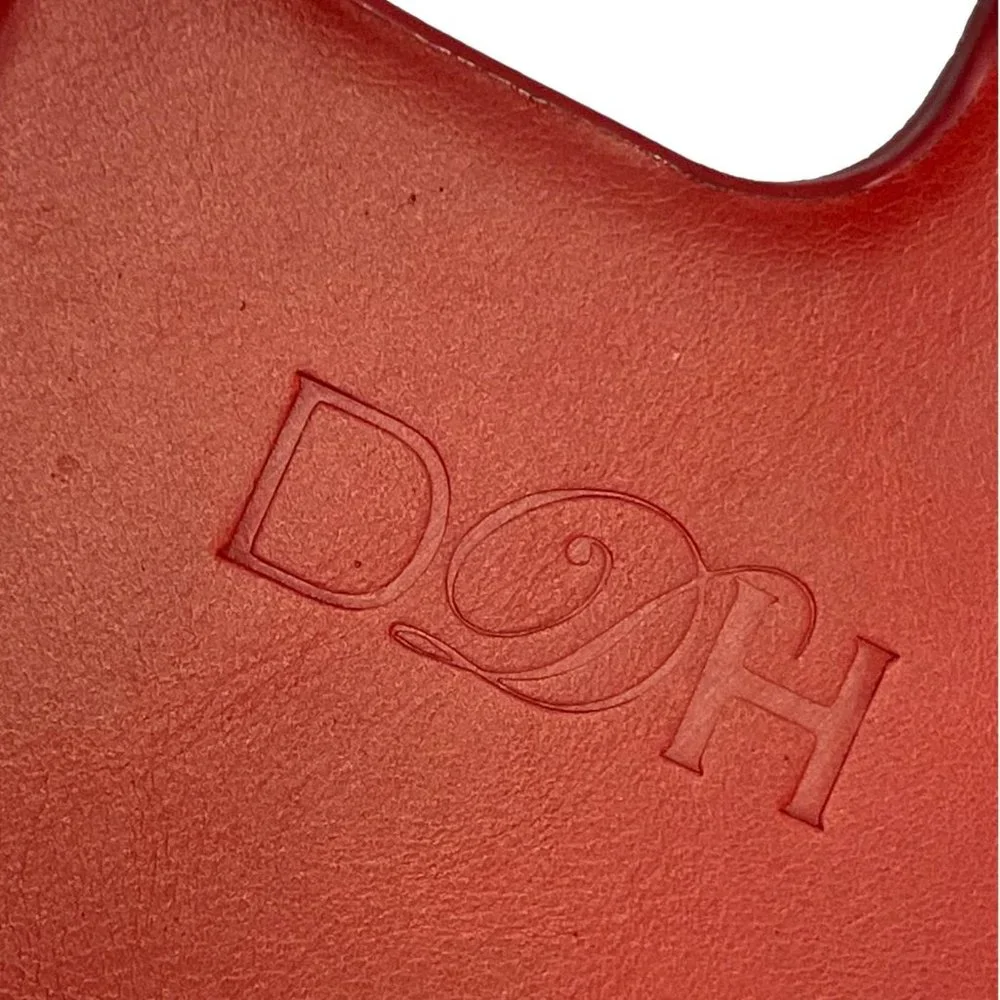 DALLAS DESIGNER HANDBAGS Leather iPhone 15 Pro MagSafe Phone Case Reddish Brown